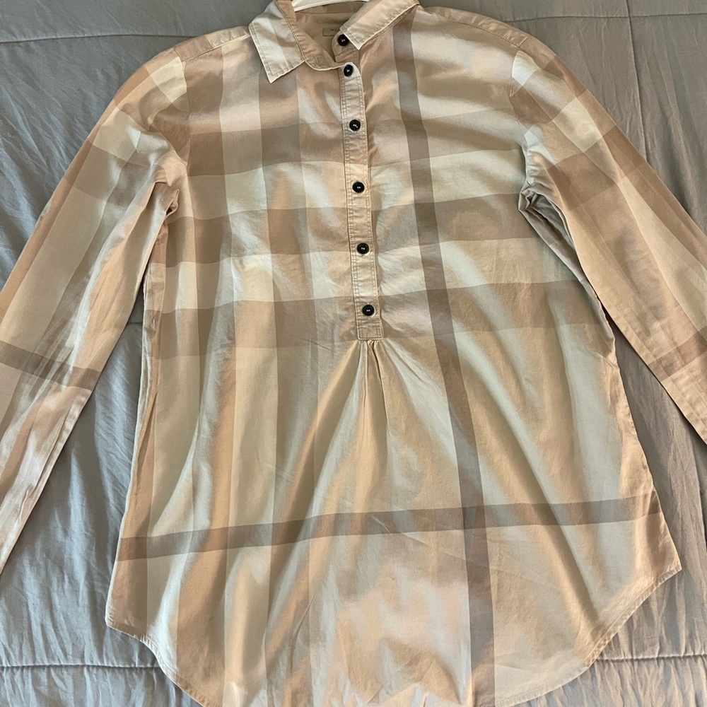 Women Burberry Brit long sleeve button up